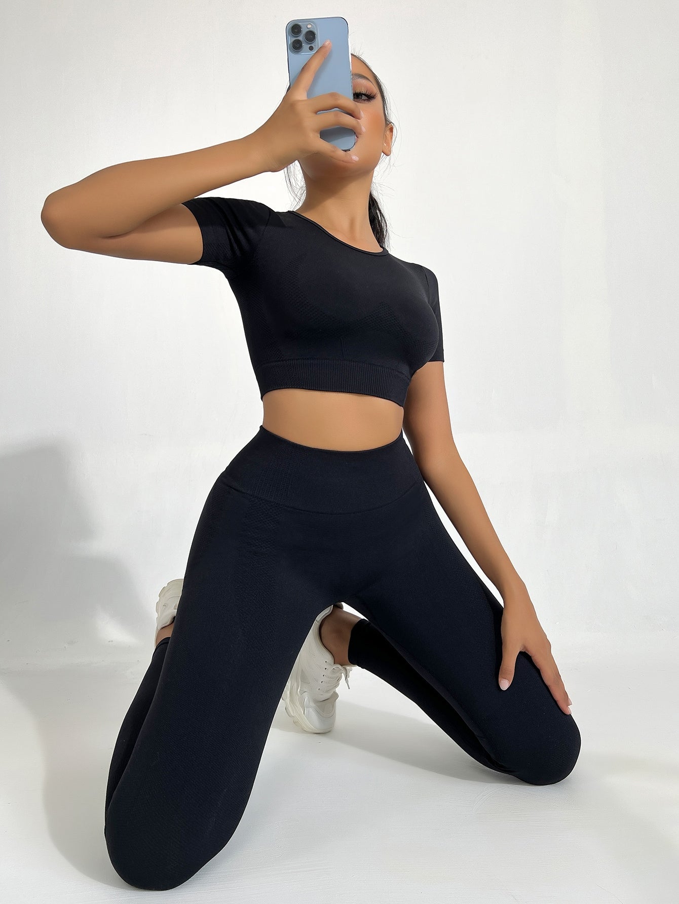 Yoga Trendy Women'S Seamless Vest And Leggings Sportswear Set