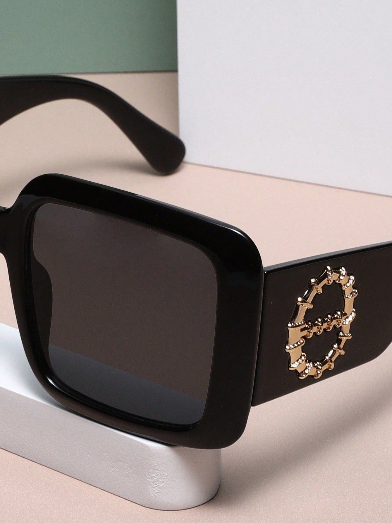 Tortoiseshell Square Frame Fashion Glasses